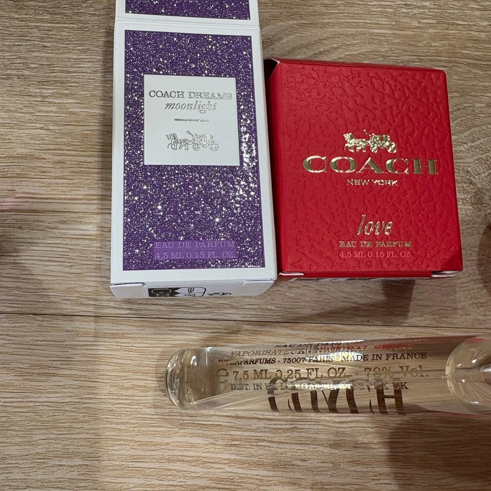 COACH 💜 - Picture 2 of 2